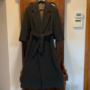 J Crew z S dark grey coat